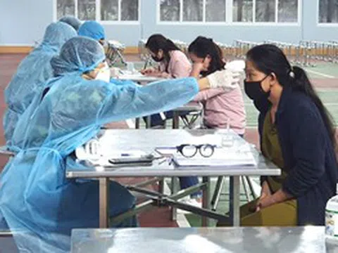 Nhiều ca dương tính trong cộng đồng, Thủ tướng chỉ thị cấp bách phòng chống dịch