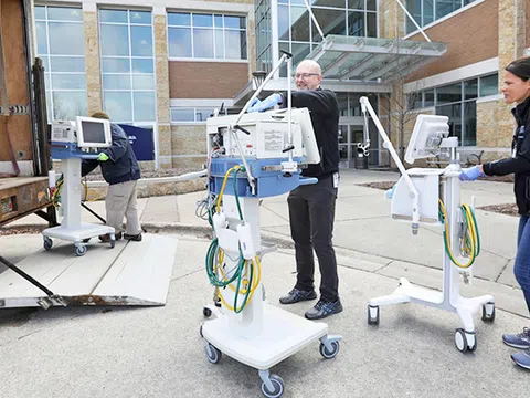 Tham nhũng và COVID-19: Khủng hoảng chồng khủng hoảng