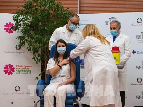 Cảnh báo rủi ro liên quan đến "hộ chiếu vaccine"