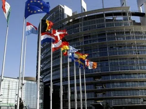 EU cứng rắn trong đàm phán thương mại là do đâu?