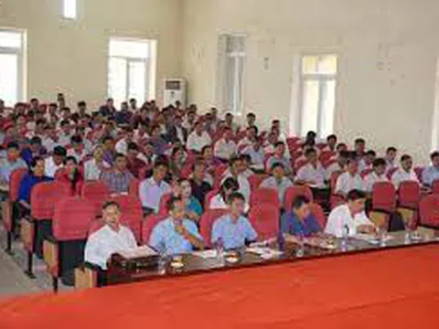 Chế độ và các điều kiện đảm bảo hoạt động của đại biểu Hội đồng nhân dân ở nước ta hiện nay – thực trạng và kiến nghị