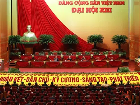 Chỉ thị của Bộ Chính trị về việc nghiên cứu, học tập, quán triệt, tuyên truyền và triển khai thực hiện Nghị quyết Đại hội đại biểu toàn quốc lần thứ XIII của Đảng