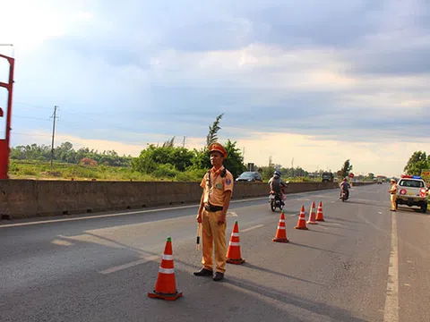 CSGT tăng cường xử lý, trấn áp ma men, nghiện hút trên đường