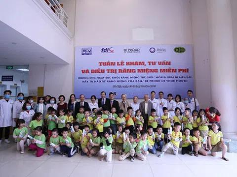 Lễ phát động hưởng ứng ngày sức khoẻ răng miệng thế giới 20/3 tại Trường Đại học Kinh doanh và Công nghệ Hà Nội