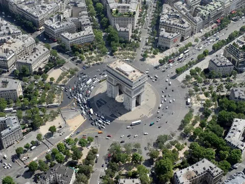 Khám phá những giao lộ sầm uất nổi tiếng thế giới