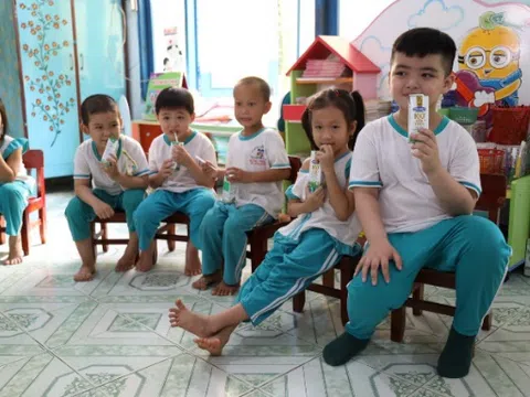 4 năm triển khai, sữa học đường tỉnh Bến Tre "được lòng" cả thầy trò, phụ huynh