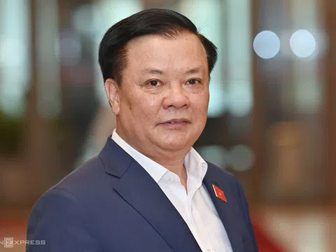 Bộ trưởng Tài chính Đinh Tiến Dũng làm Bí thư Thành ủy Hà Nội