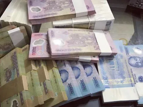 Cân đối tỷ lệ cơ cấu các loại mệnh giá tiền đưa ra lưu thông