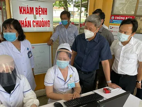 Bài học cảnh báo Việt Nam từ vực thẳm Covid-19 Ấn Độ