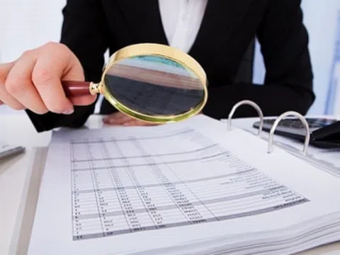 Danh sách cổ phiếu bị "tuýt còi" trên sàn HOSE