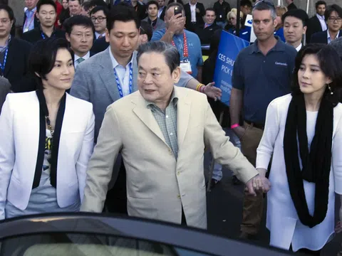 Gia đình Samsung chấp nhận trả gần 11 tỷ USD để thừa kế tài sản