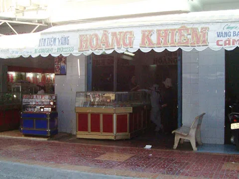 Vụ tiệm vàng ở Cà Mau bị điều tra trốn thuế 100 tỉ, chuyện 1 cá nhân ở Hà Nội nộp hơn 23 tỷ tiền thuế và giải pháp chặn thất thoát thuế hộ kinh doanh lớn.