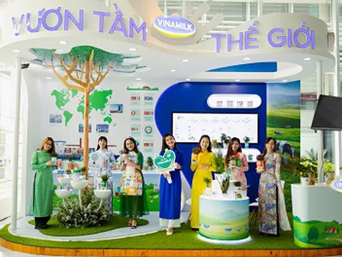 Vinamilk là nhà tuyển dụng được yêu thích nhất, vượt qua nhiều doanh nghiệp khác để dẫn đầu bảng xếp hạng của ngành hàng tiêu dùng nhanh