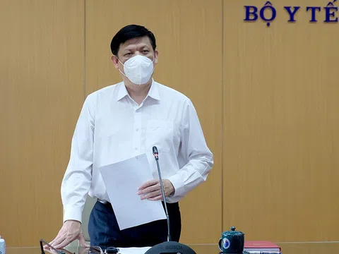 Bộ trưởng bộ Y tế bàn về chiến dịch tiêm chủng lớn nhất trong lịch sử