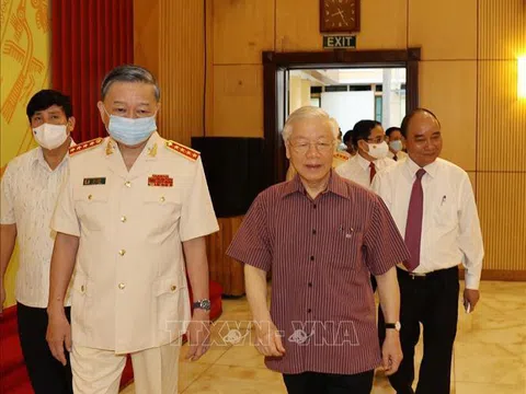 Tổng Bí thư, Chủ tịch nước và Thủ tướng tham gia Đảng ủy Công an Trung ương