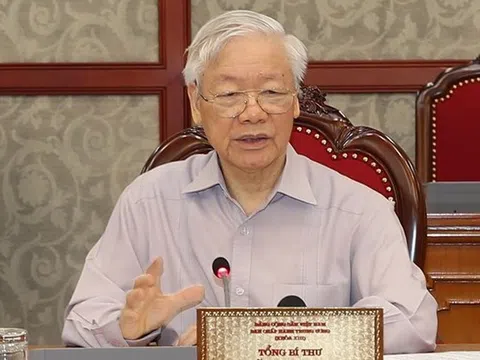 Bộ Chính trị yêu cầu sớm công khai kế hoạch tiêm vaccine Covid-19